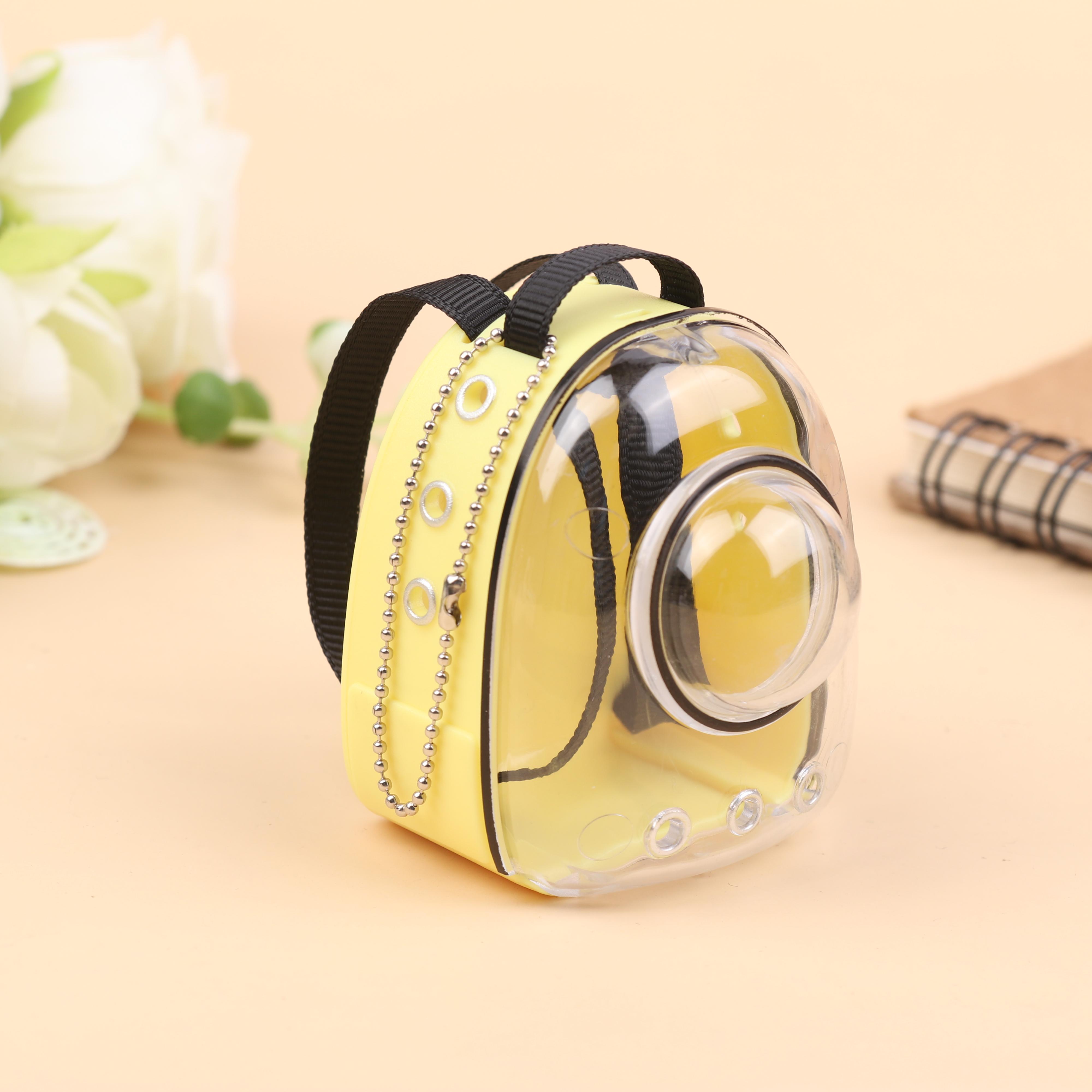 

Mini Doll Backpack Dollhouse Pet Cat Bag Model Dolls House Scene Decoration Micro Landscape Ornament Pretend Play Toys жовтий