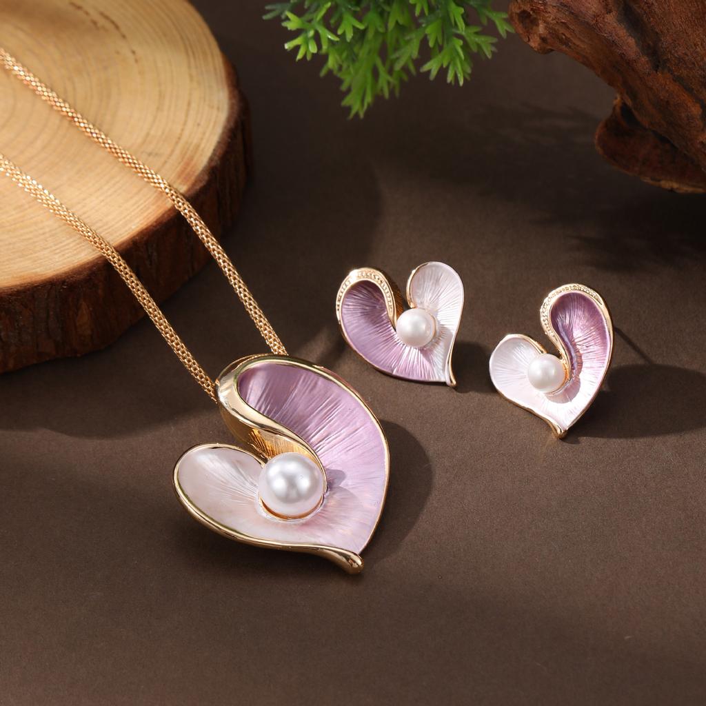 New Enamel Pearl Inlaid Love Earrings Pendant Set Women's Fashion High-end Heart Necklace