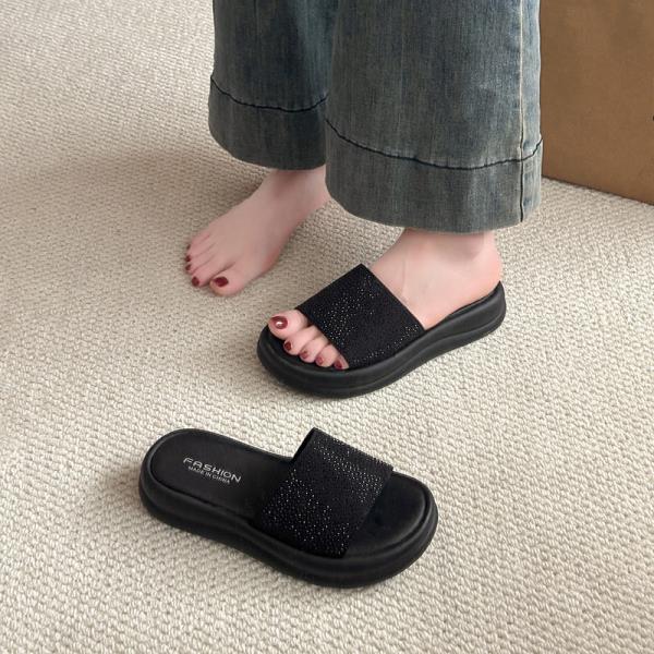 

Модная обувь Женские тапочки Роскошные шлепанцы Пантофли Желейные шлепанцы Мягкие Дизайнерские Летние 2025 Плоские Блестящие Кристальные Модные Кас 35