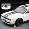1:24 Dodge Challenger SRT Hellcat Model Samochodu Stopowego Odlewy Metalowe Samochody Sportowe Pojazdy Model Symulacja Dźwięku Światła Zabawki dla Dzieci Prezent