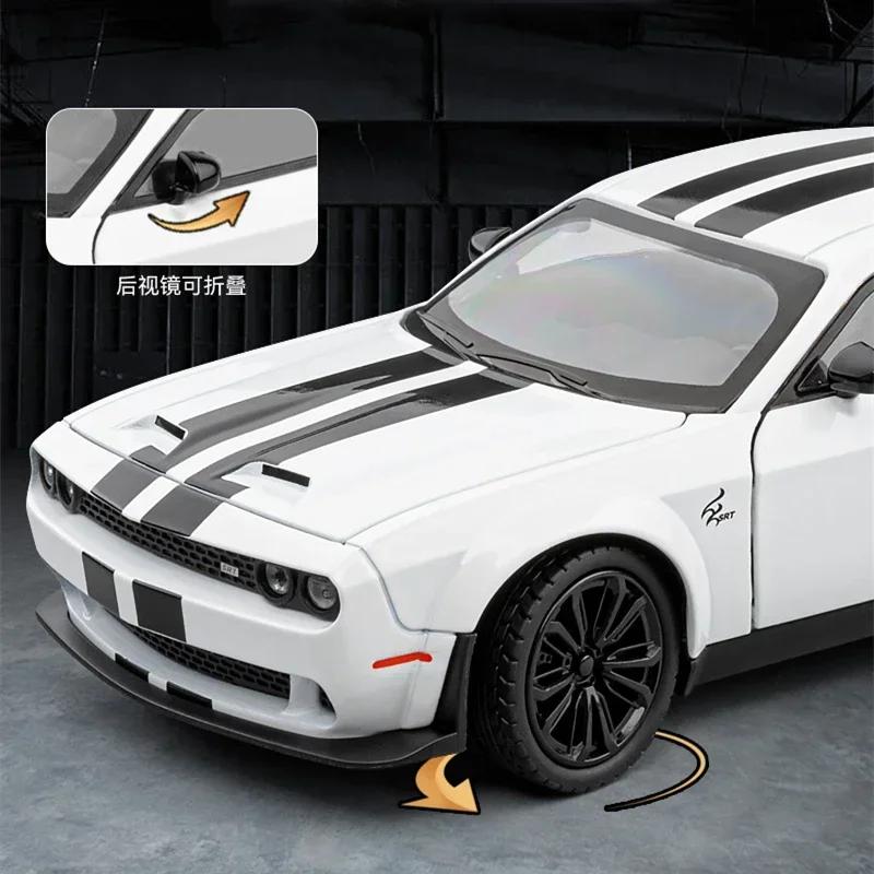 1:24 Dodge Challenger SRT Hellcat Alloy Car Model Diecasts Metal Sports Car Vehicles Model Simulation Sound Light Kids Toys Gift