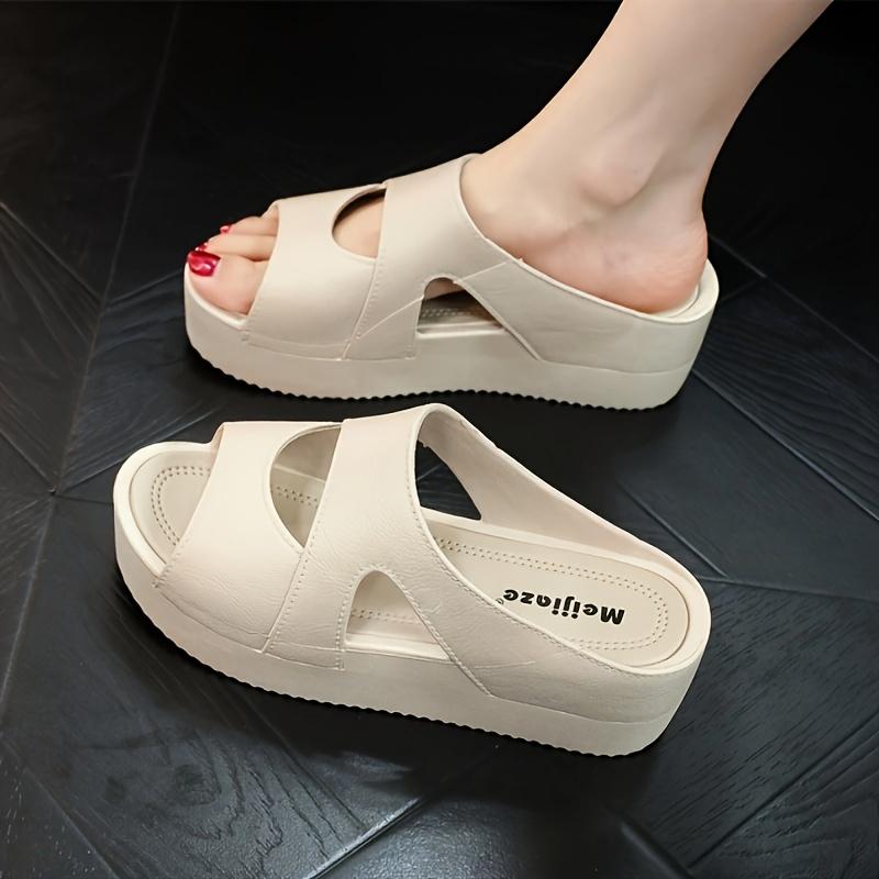 Bestellen Sie eine Nummer größer Damen Slip-On Keilsandalen Offene Zehenpartie Rutschfeste Gummi-Hausschuhe 38 apricot
