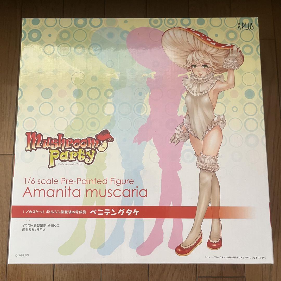 

[Б/У] Фигурка из полистоуна Мухомор Вечеринка