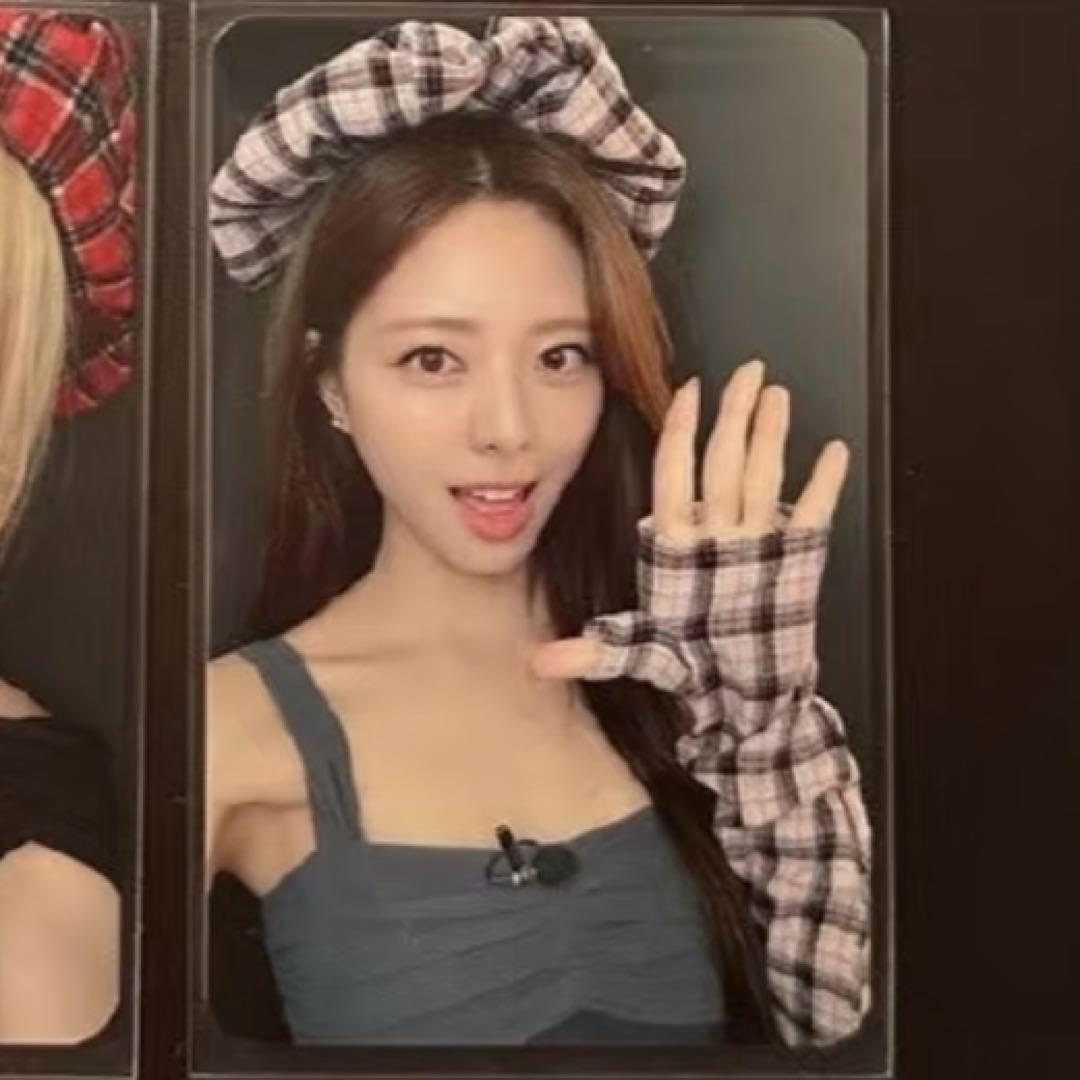 

[USED] ITZY Yuna GOLD Counting Star Limited Edition Trading Card