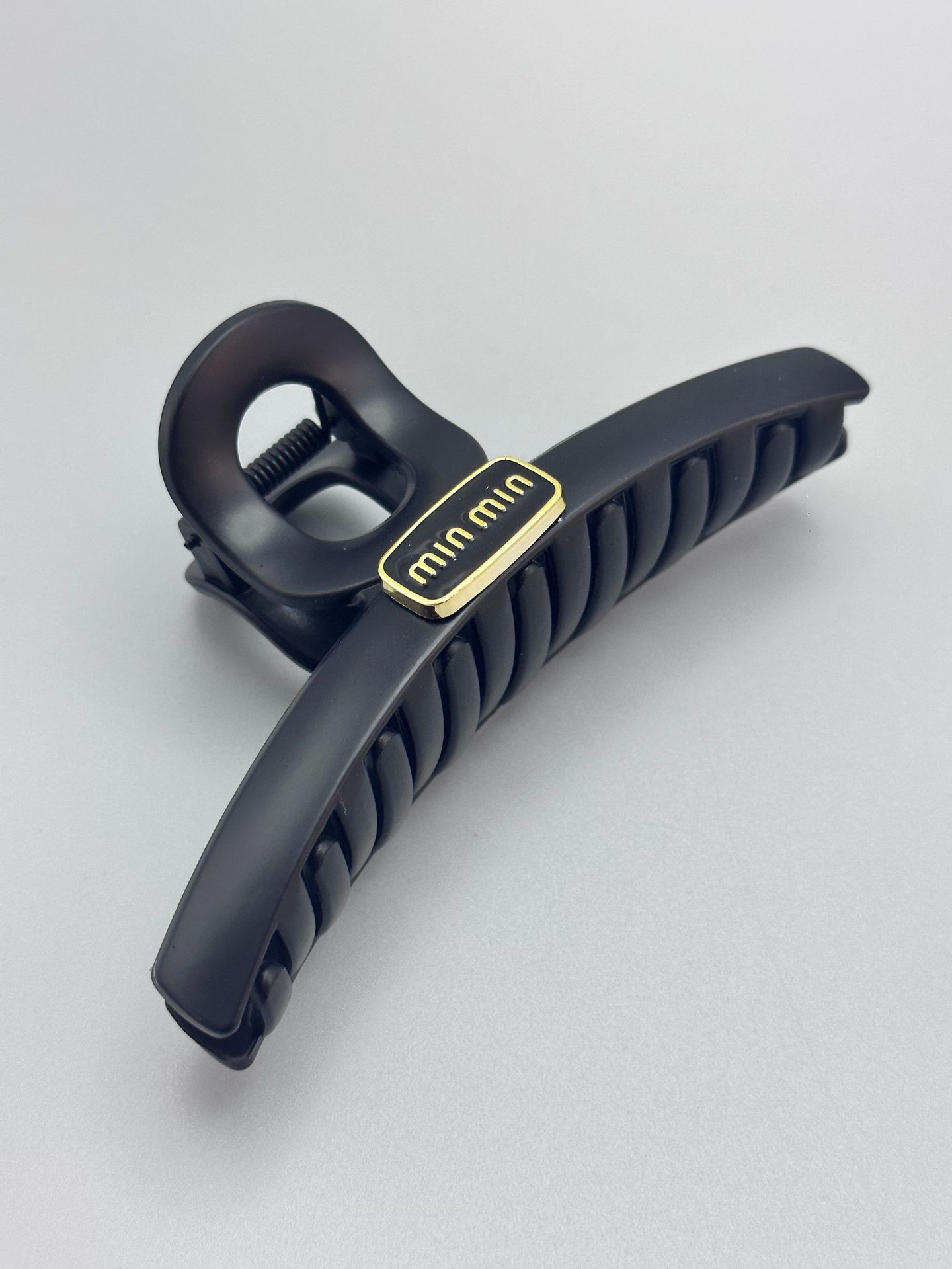 

13Cммimi Захоплення Кліп Темперамент Акула Кліп Відчуття Задня Частина Голови Спіраль Затискач для Волосся Великий Об єм Волосся Кілька Шпильок