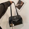Retro niche large-capacity bag women's autumn new simple baseball underarm bag versatile pendant tote bag
