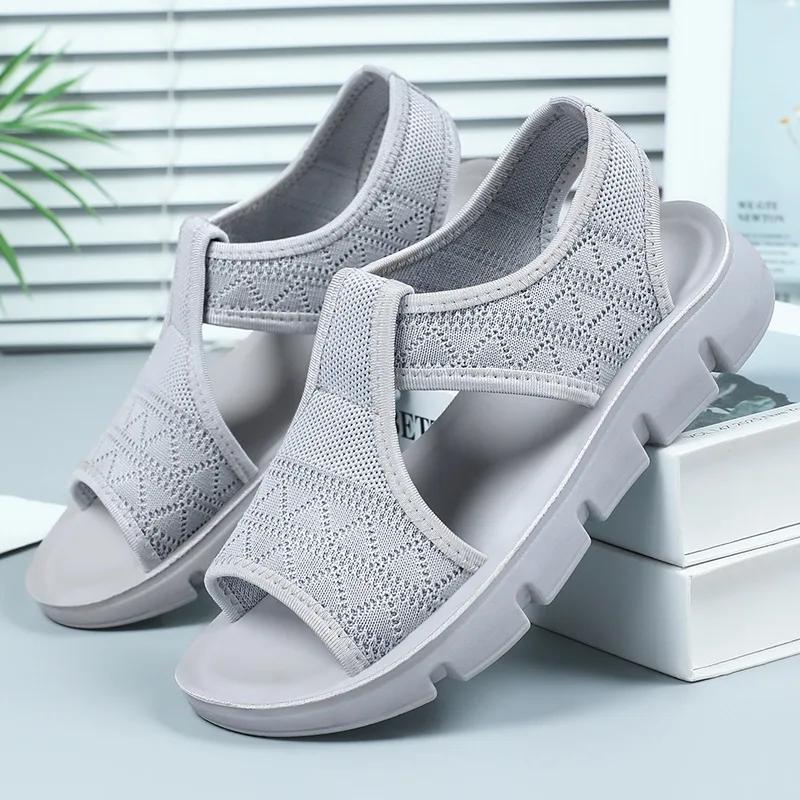 Damensandalen, schlichte, einfarbige Damenschuhe, atmungsaktiv und bequem im Sommer, weiches Obermaterial, Plateau-Bestseller