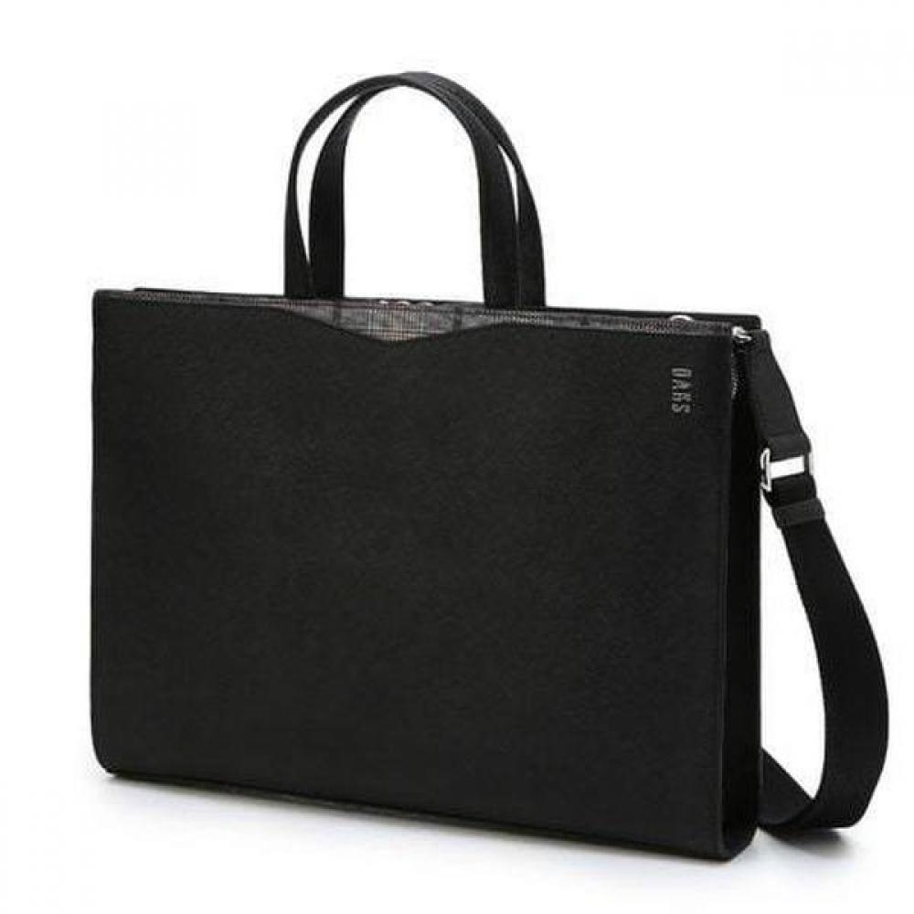 

Daks Black Check Leather Document Bag Dbba5e053bk Single option
