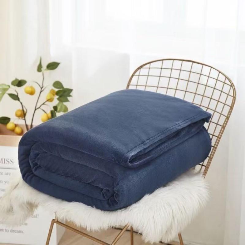 Solid Color Flannel Blanket Soft Warm Throw Nap Pet Gift