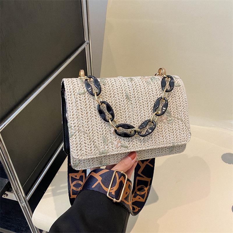 Fashion Grass Woven Shoulder Messenger Bag Handmade Braid Large Capacity Straw Bag Rattan Bohemian Handbags for Women AVE