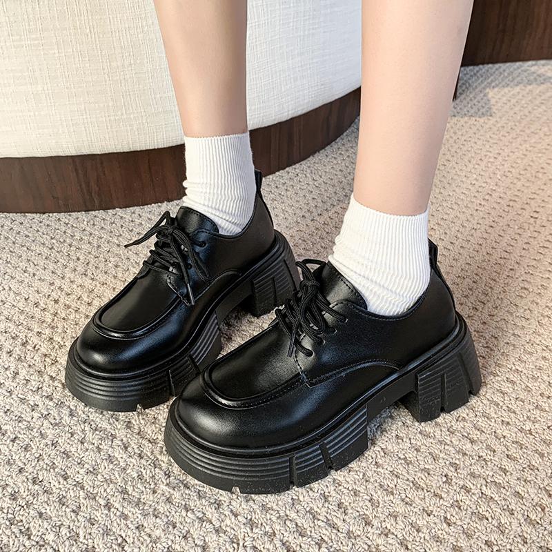 Dikke Zool Kleine Leren Schoenen voor Dames 2026 Lente en Herfst Nieuwe Britse Academie Stijl Zacht Leer Enkele Schoenen