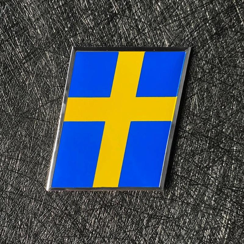 1pcs Car Accessories 3D Aluminum Logo Indoor Decoration Fender Trunk Stickers For Volvo Rdesign T6 AWD C30 C70 S40 S60 S70 S80