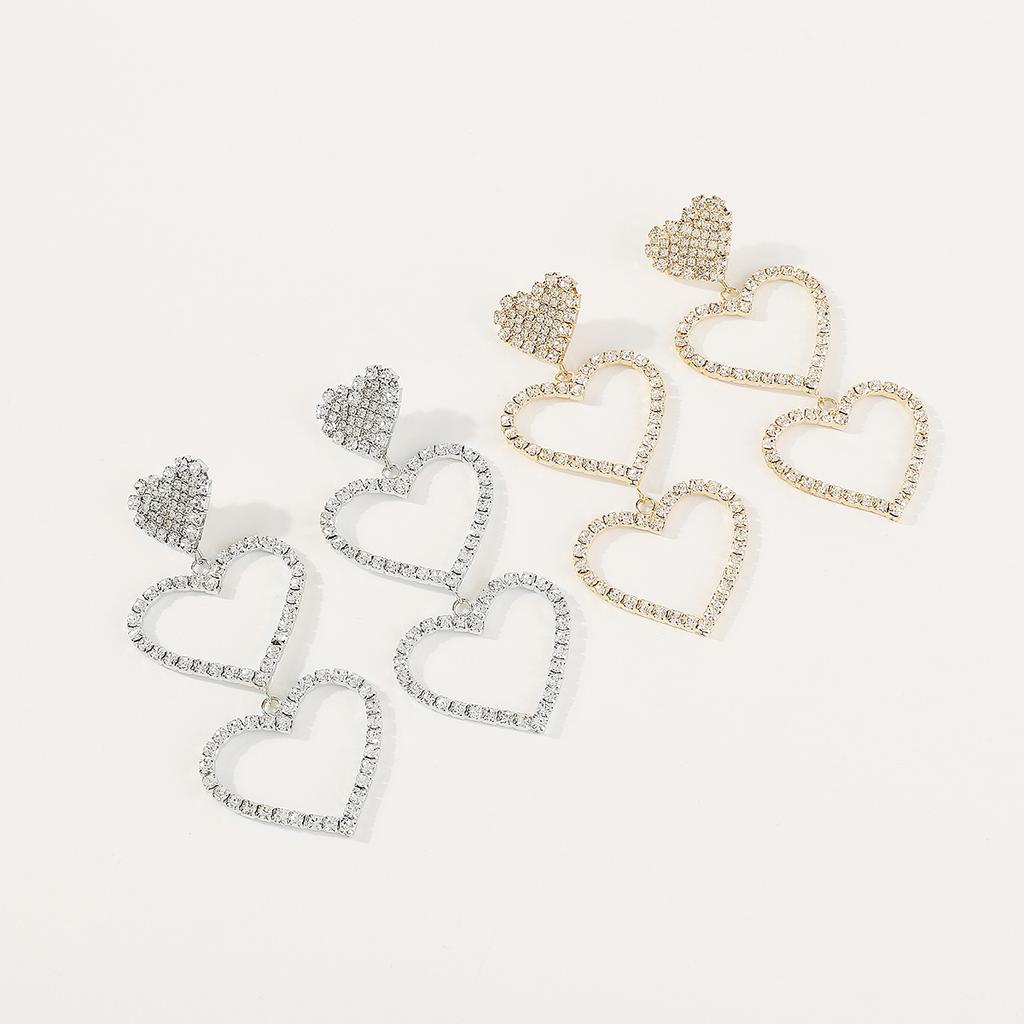 Exquisite and Fashionable Heart-shaped Earrings with Luxurious Zirconia, Perfect for Any Occasion
