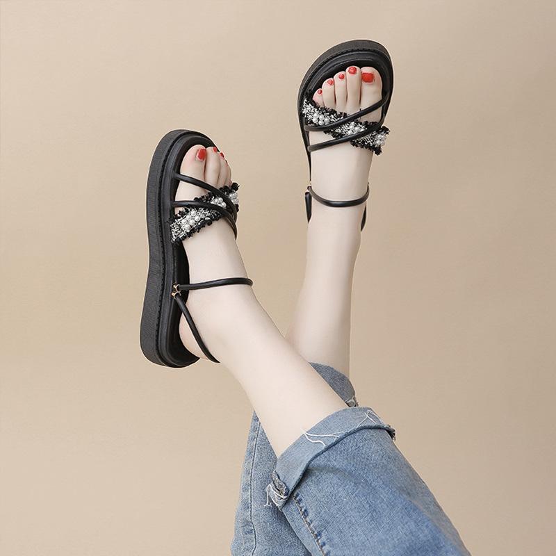 

Sandals women s new summer flat-bottomed versatile beach pregnant women wear two cool slippers 35 чёрный
