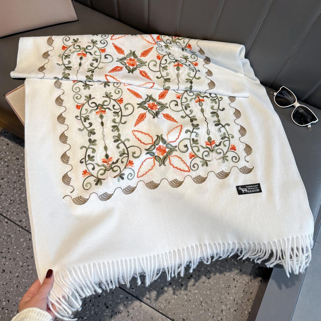 Women'S Luxury Winter Fashion Scarf Thick Travel Shawl Wrap Embroidered Flower Warm Neckerchief Poncho Pashmina Bufanda