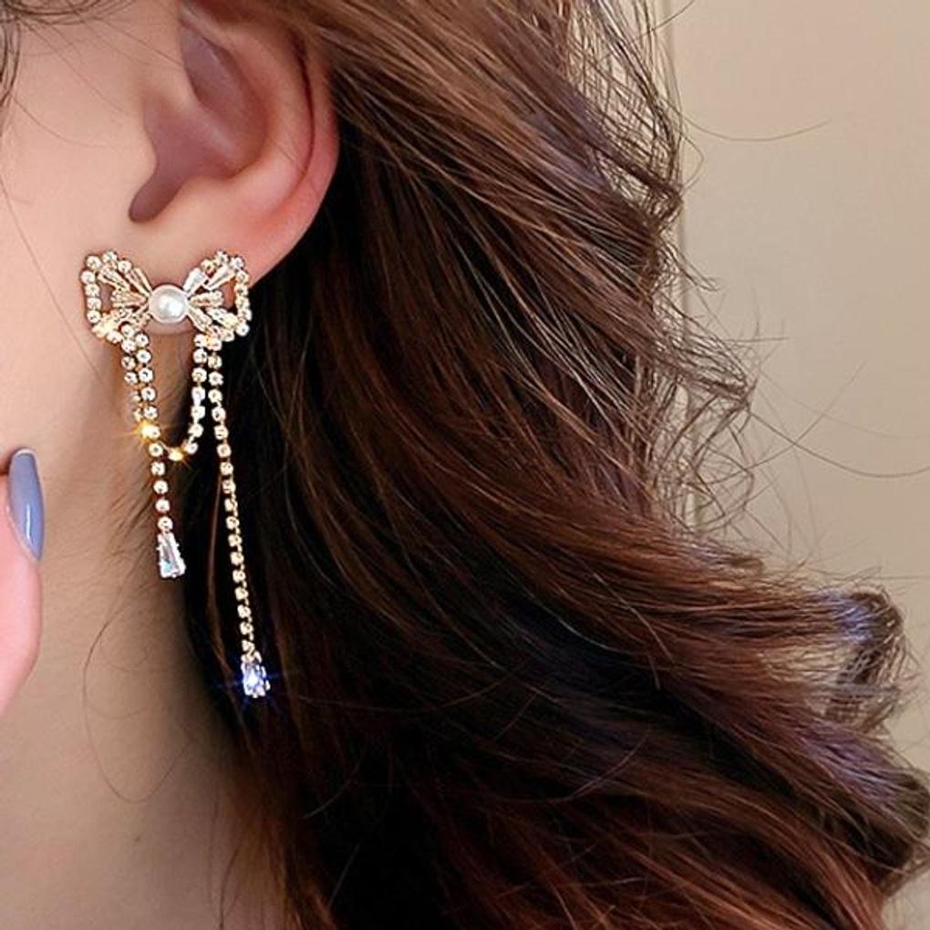 Women's Gentle Cubic Lovely Ribbon Earrings [Silver Needle]
