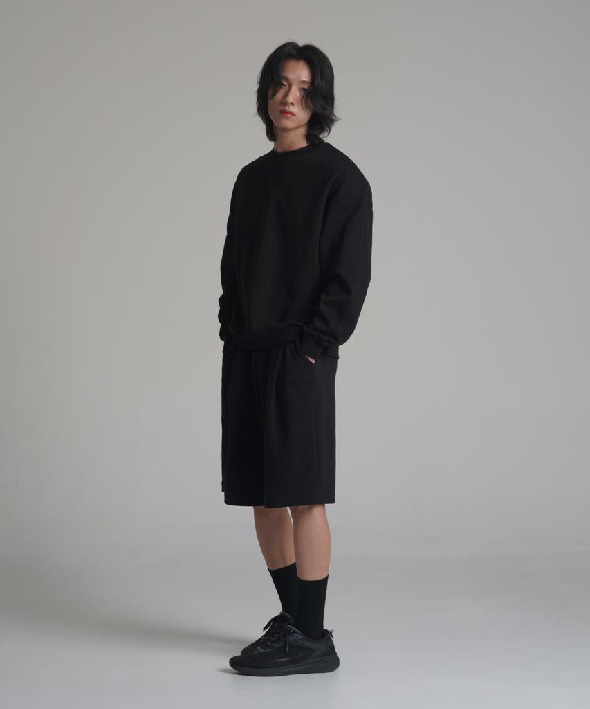 Noming Loose Fit Cropped Easy Sweatshirt - Black