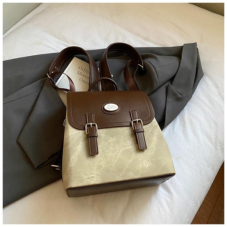 Fashion commuter retro large-capacity women's backpack autumn new college style class bag backpack