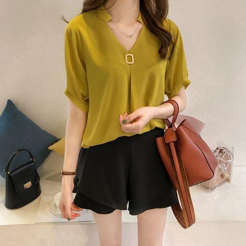 Spring and Summer New Fashion Half Sleeved Simplicity Solid Color Casual Versatile Commuting Elegant V-neck Pullover T-shirt