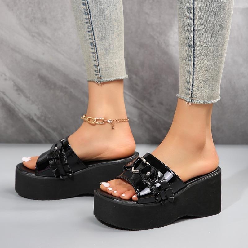 Fashion Summer New Slope Heel Sandals Women's Fashion Round Head Open Toe Metal Buckle a Slip-on Waterproof Platform High Heels