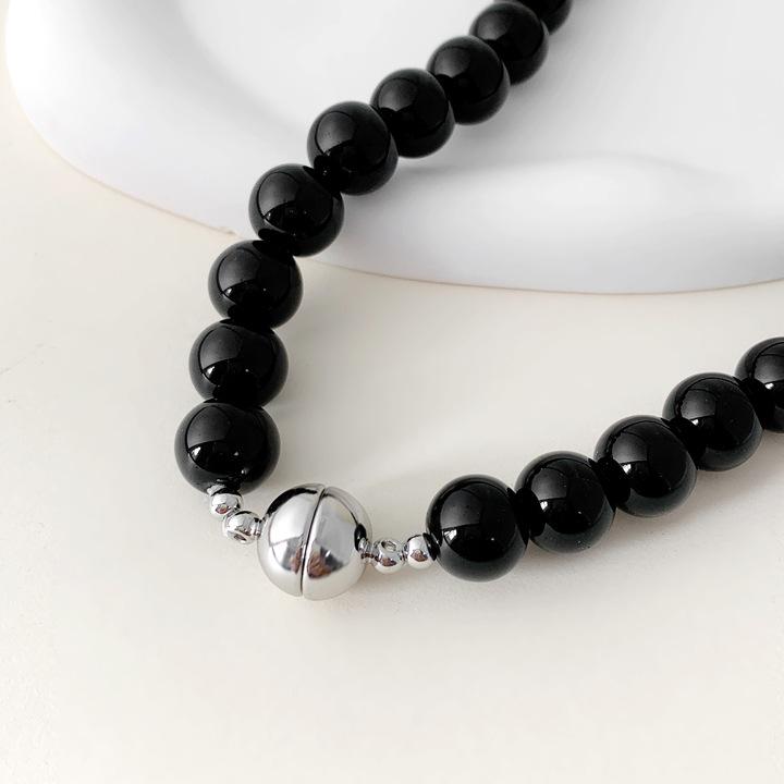 Korean Minimalist Black Agate Beaded Necklace with Freshwater Pearl Clavicle Chain for Women