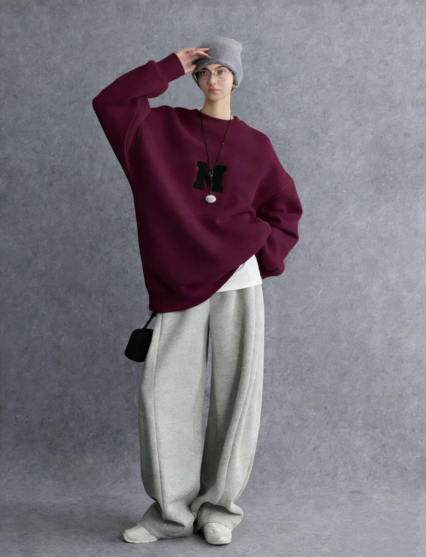 Женский корейский минималистичный свитшот с круглым вырезом и вышивкой M пуловер свободного кроя весенняя коллекция L 6575kg 2930₽