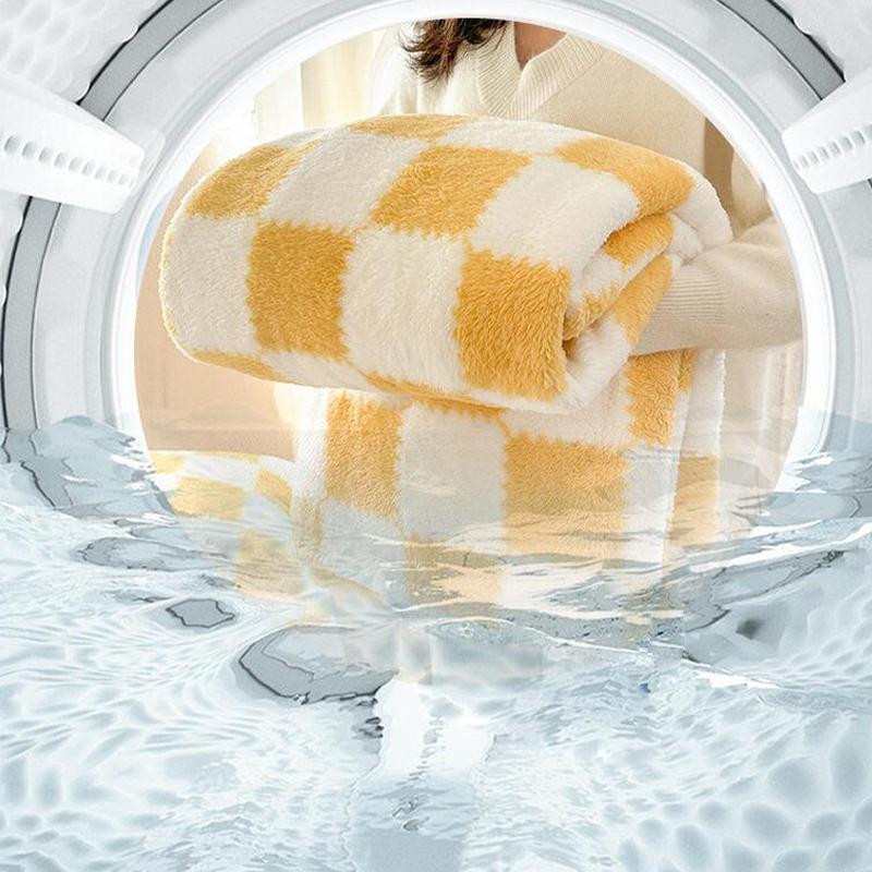 1Pc Traditional Style Plaid Blanket Flannel Home Blanket Sheets Plush Double Sided Summer Air Conditioning Throw Blanket