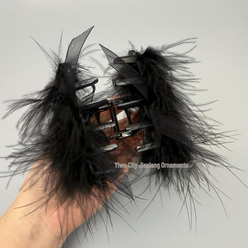 Ostrich Feather Ponytail Claw Clip: Fashionable 8cm Accessory for Autumn/Winter Half-Up Hairstyles, Adds Volume