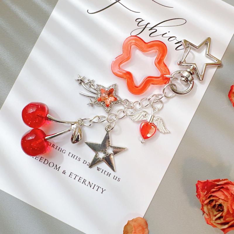 Klíčenka s meteorovou třešní zdobená diamanty, korálková klíčenka, přívěsek na batoh, ozdoba, řetízek na telefon, doplňky