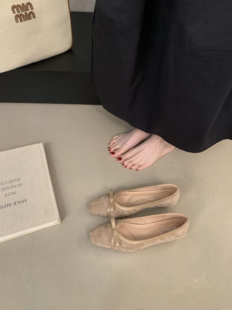 2025 new French bow shallow mouth single shoes women's square head flat shoes Korean version versatile autumn soft-soled shoes