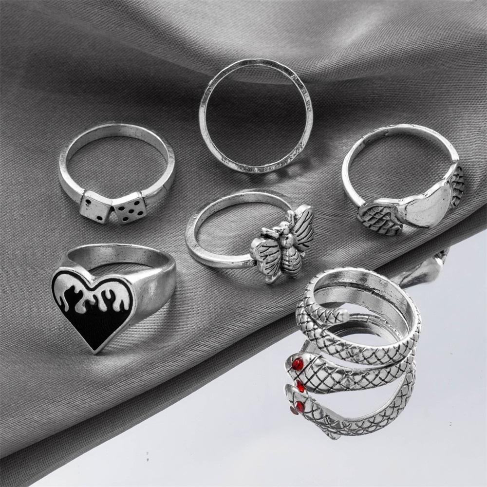 Elegant and Versatile Fashion Retro Snake Love Ring 6 Piece Set Snake-shaped Simple Ring Ring Popular Female Jewelry