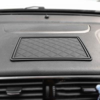 1X Auto Anti-Rutsch-Matte Handy Sonnenbrille Ornament Auto Innenraum Armaturenbrett Autodekoration Rutschfest Klebriges Pad Universelles Autozubehör