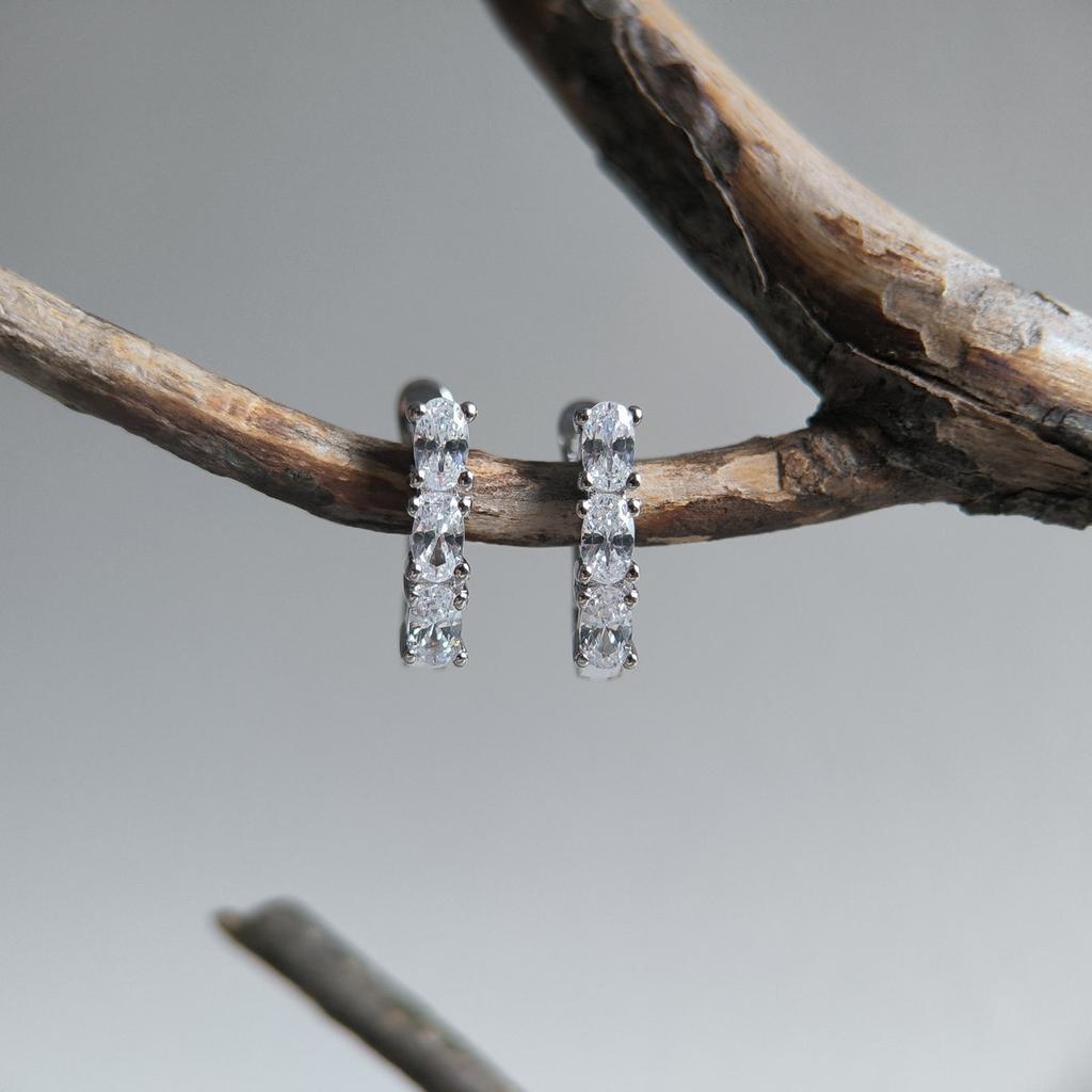 Серебряные серьги с фианитами (2207443)