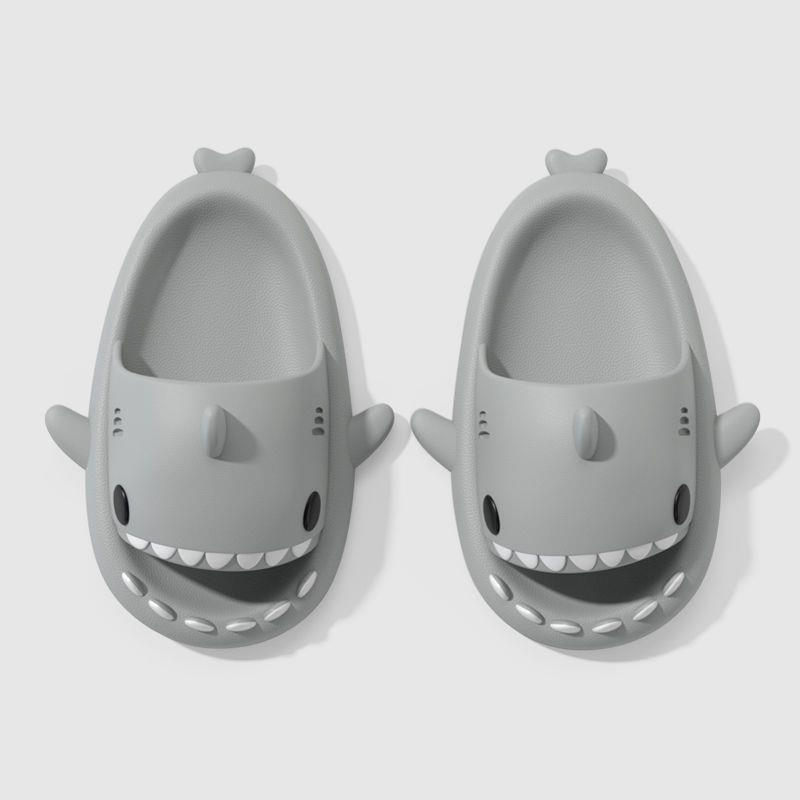 Fashion Gradient shark slippers for couples to wear at home and outside, non-slip and deodorizing bath slippers