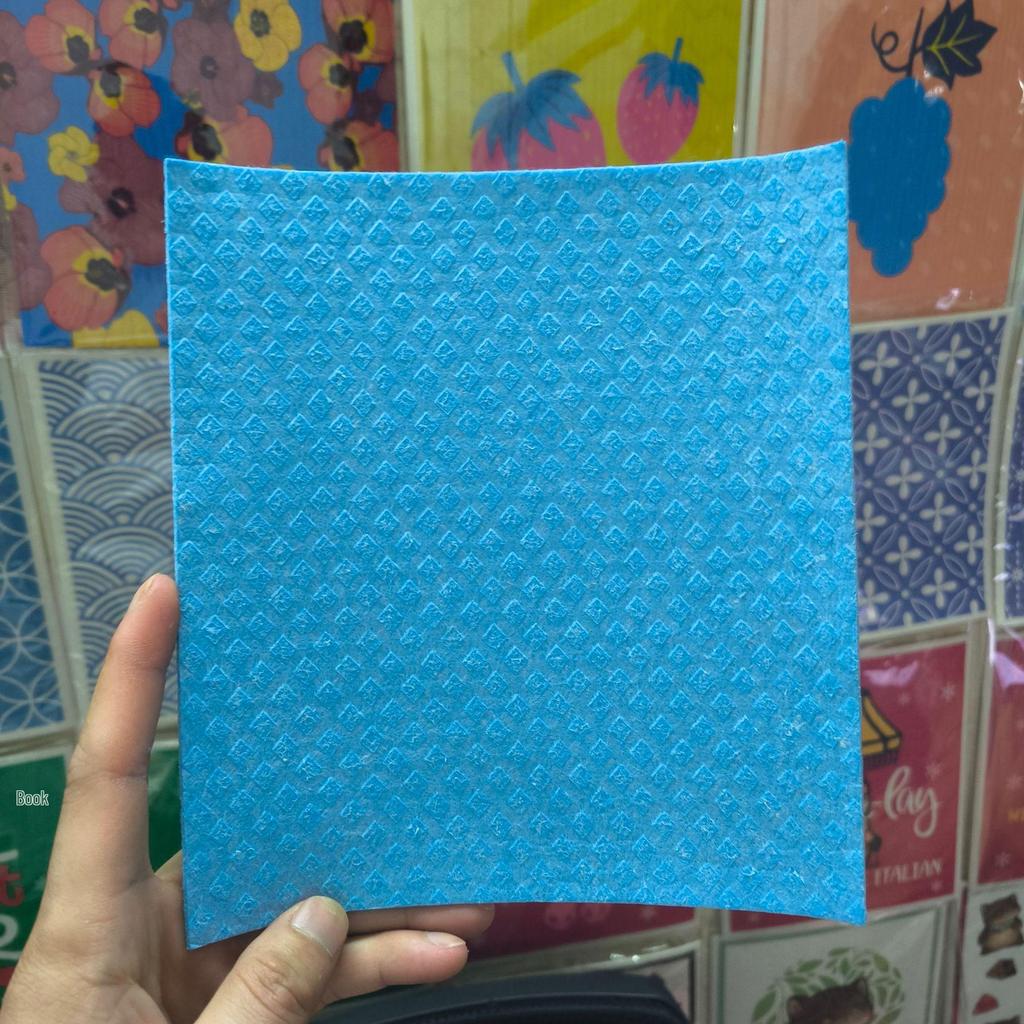 Eco-Friendly Wood Pulp & Cotton Dish Cloth - Oil-Repellent, Colorful, Biodegradable Scouring Pad & Towel.