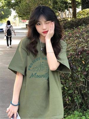 Üst Kıyafetler – T-shirtler
