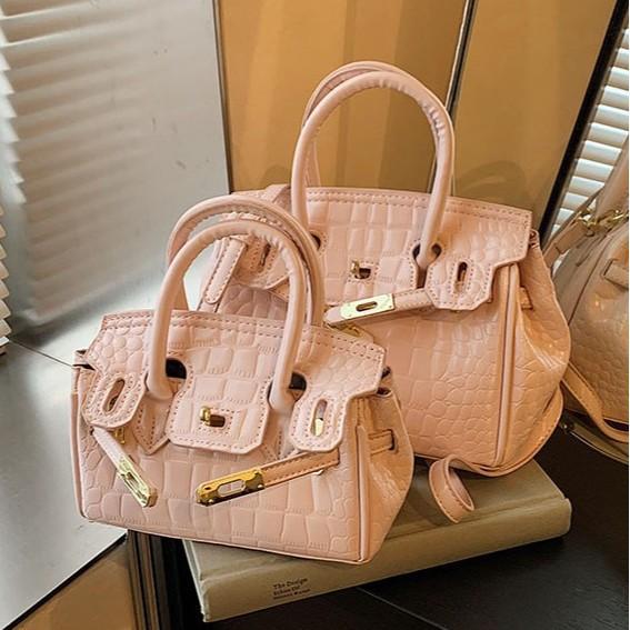 Versatile Style Popular Personality Casual Handbag Female Crocodile Pattern Trend Niche Design Messenger Bag