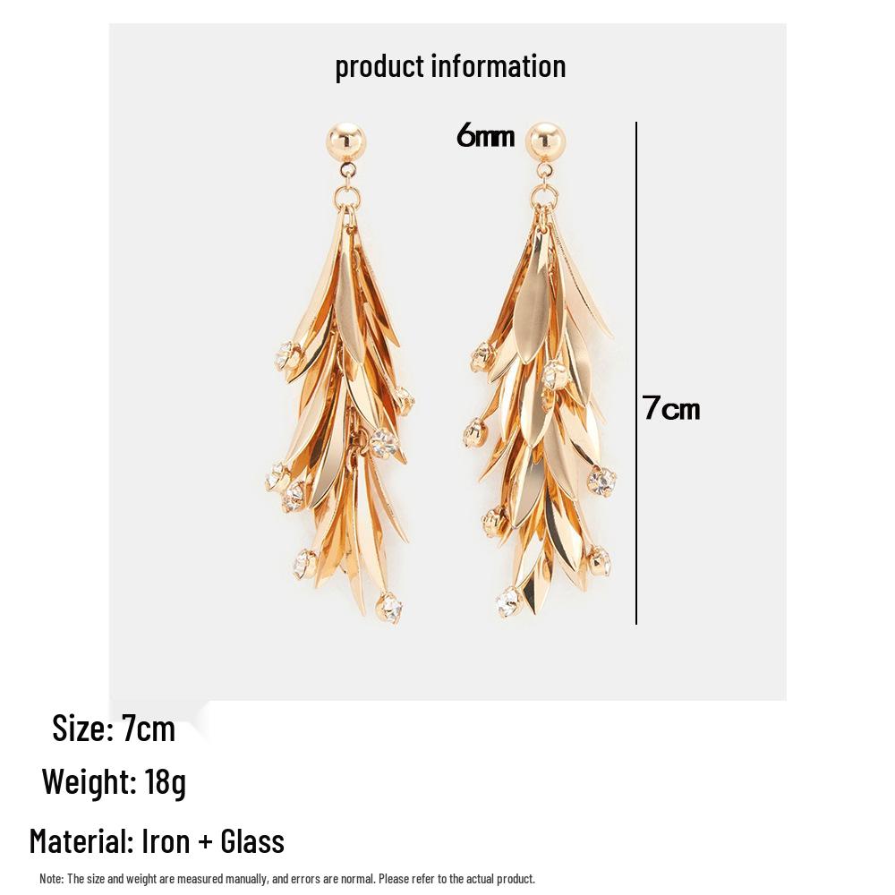 Exquis Longs Boucles d'Oreilles Feuille à Franges avec Diamants Micro-sertis - Design de Niche Élégant pour un Effet Amincissant