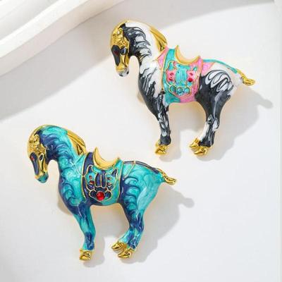 Broche Cheval Vintage Émail Coloré Épinglette Personnalité Créative Accessoires Décontractés pour Fête Bijoux Tendance de l'Année Cadeaux