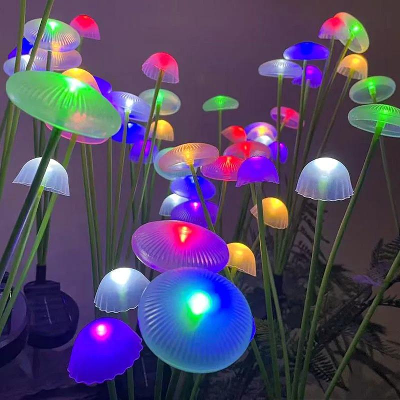 Solar Garden Jellyfish Lights Outdoor Mushroom Stakes Lights with Swaying LED Firefly Decorations for Patio Pathway Christmas