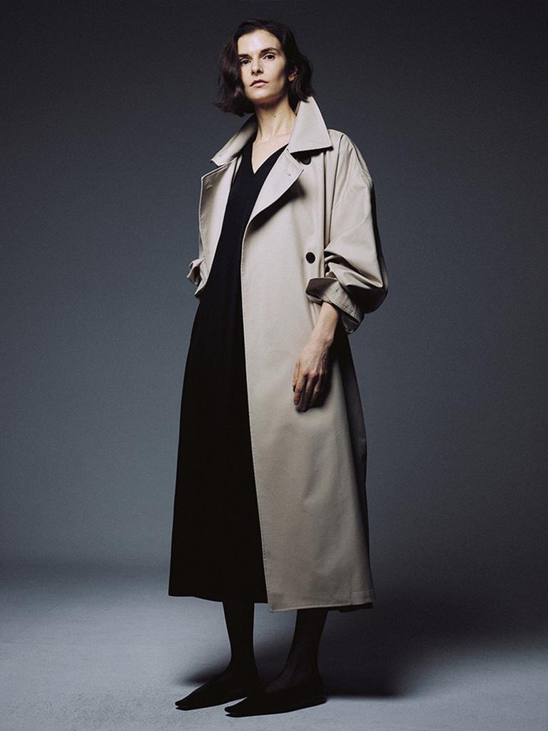 Umarmung Convertible Collar Oversized Trench Coat_Travertine
