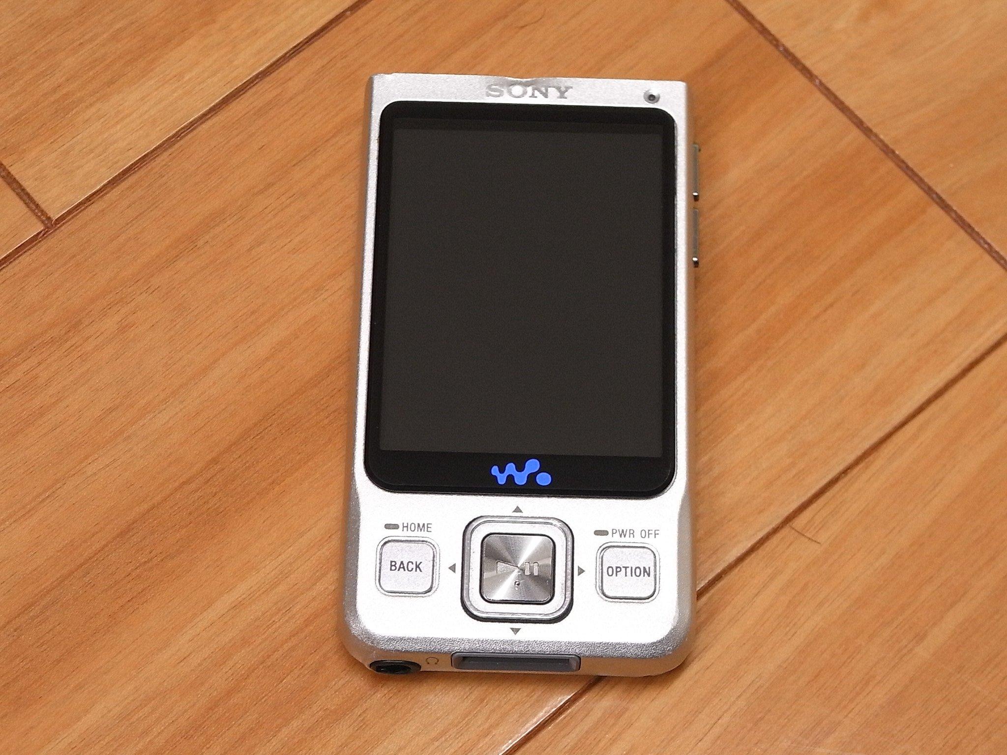 

SONY Walkman Series A One Seg 8GB Silver Built-in NW-A918S