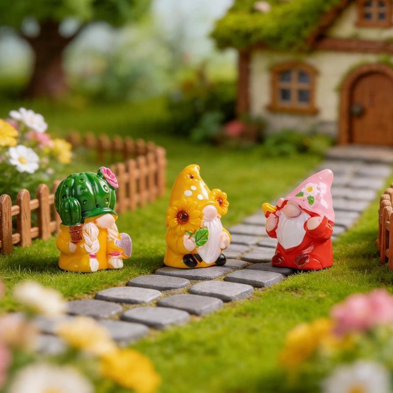 Mini 6Pcs Gnome Figurines Resin Crafts Micro Landscape Ornaments Car Desktop Lawn Decor Elf Bonsai Diy Christmas Decorations