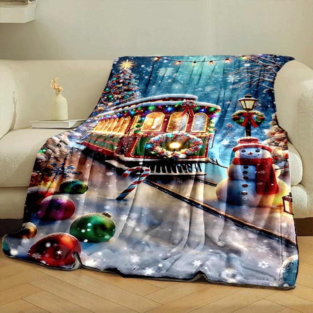 Trem festivo com luzes coloridas cercado por decoração coberta de neve. cobertor para todas as estações manta para pausa para almoço presente