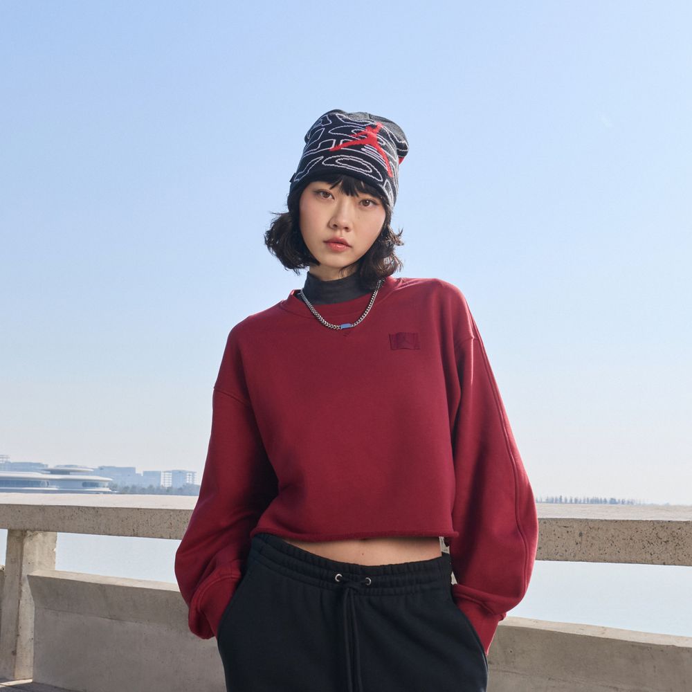 Jordan Flight Fleece Women s Mod-Crop Crew-Neck Sweatshirt S