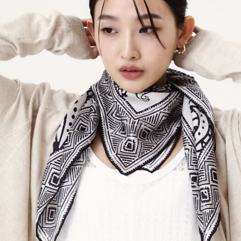 ONSZ Ethnic Paisley Silk Scarf