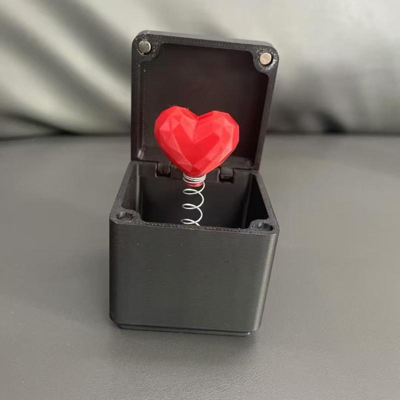 Surprise Gift Box,3D Printed,red Roses Love Heart In A Box,Surprise Pop Up Gift Box,Christmas Birthday And Valentine's Day Gifts