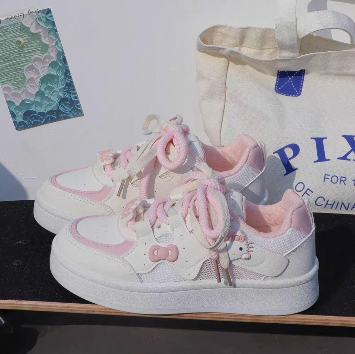 

New cute student board shoes casual women breathable thick-soled Korean version mesh 2025 little white shoes spring and summer versatile design 40