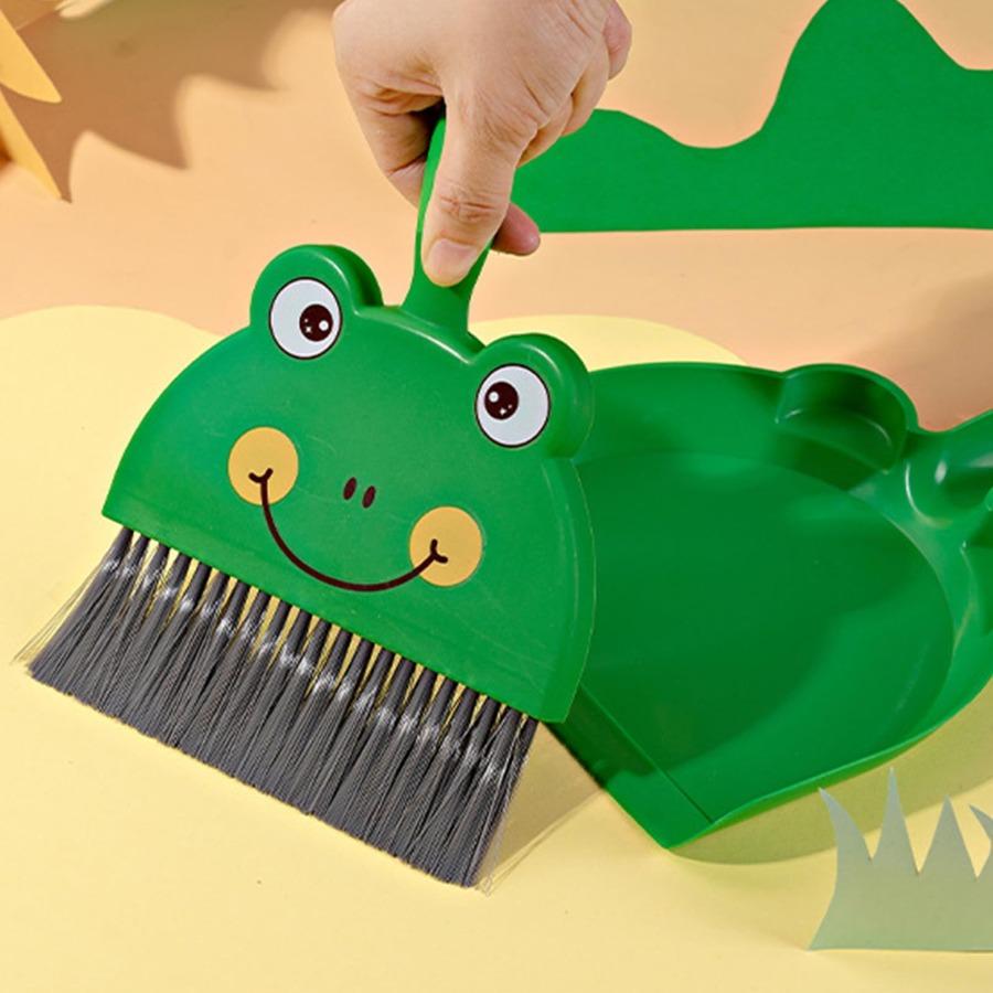 Mini Broom and Dustpan Set (Brown Bear/Green Frog), Cute Cartoon Handheld Cleaning Tool for Desktop, Car Interior & Home