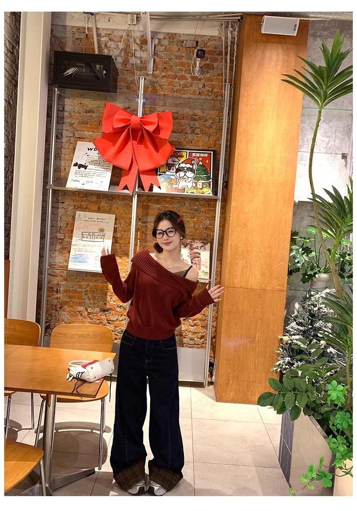 Women's Red Cable Knit Pullover Sweater with Removable Fur Collar for Autumn and Winter Warmth